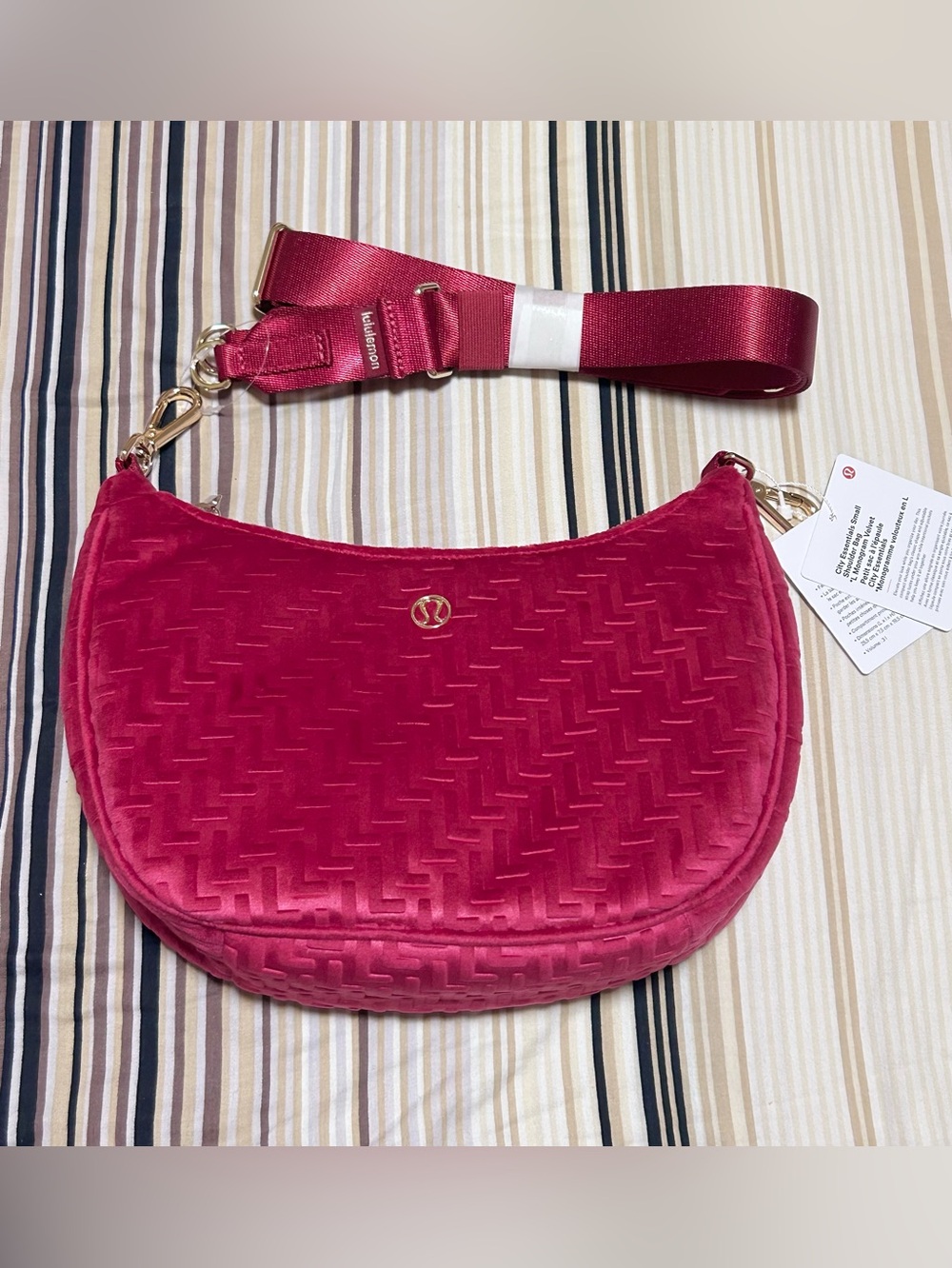 Lululemon City Essentials Shoulder Bag 3L Monogram Velvet Berry Rumble